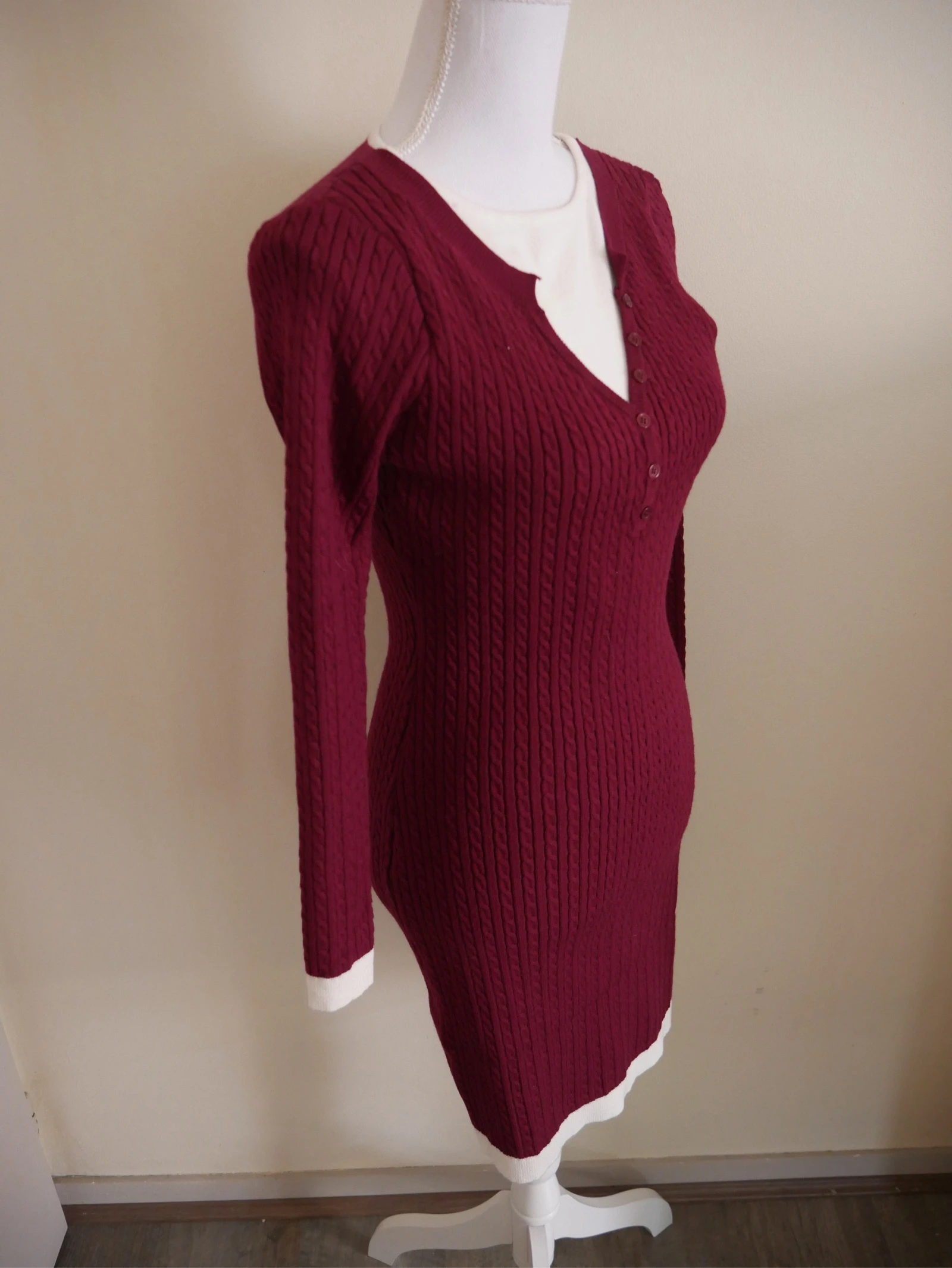 Robe en maille bordeaux neuve  – photo 3